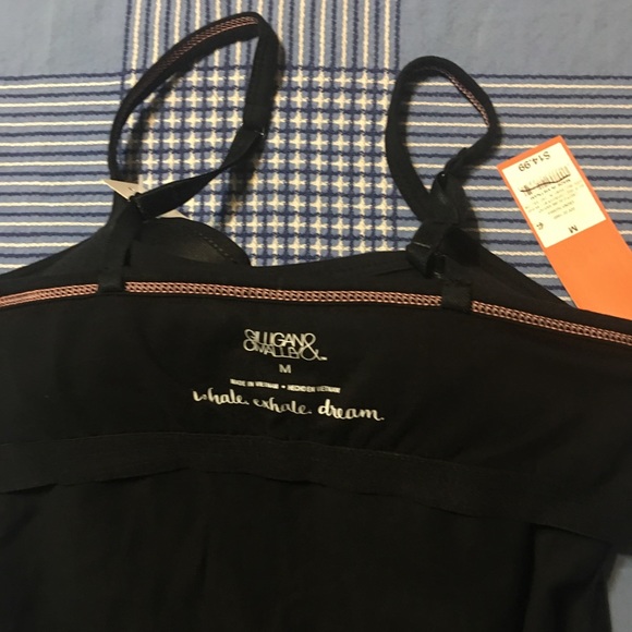 Black Cami Thank built-in bar NWT - Picture 2 of 4